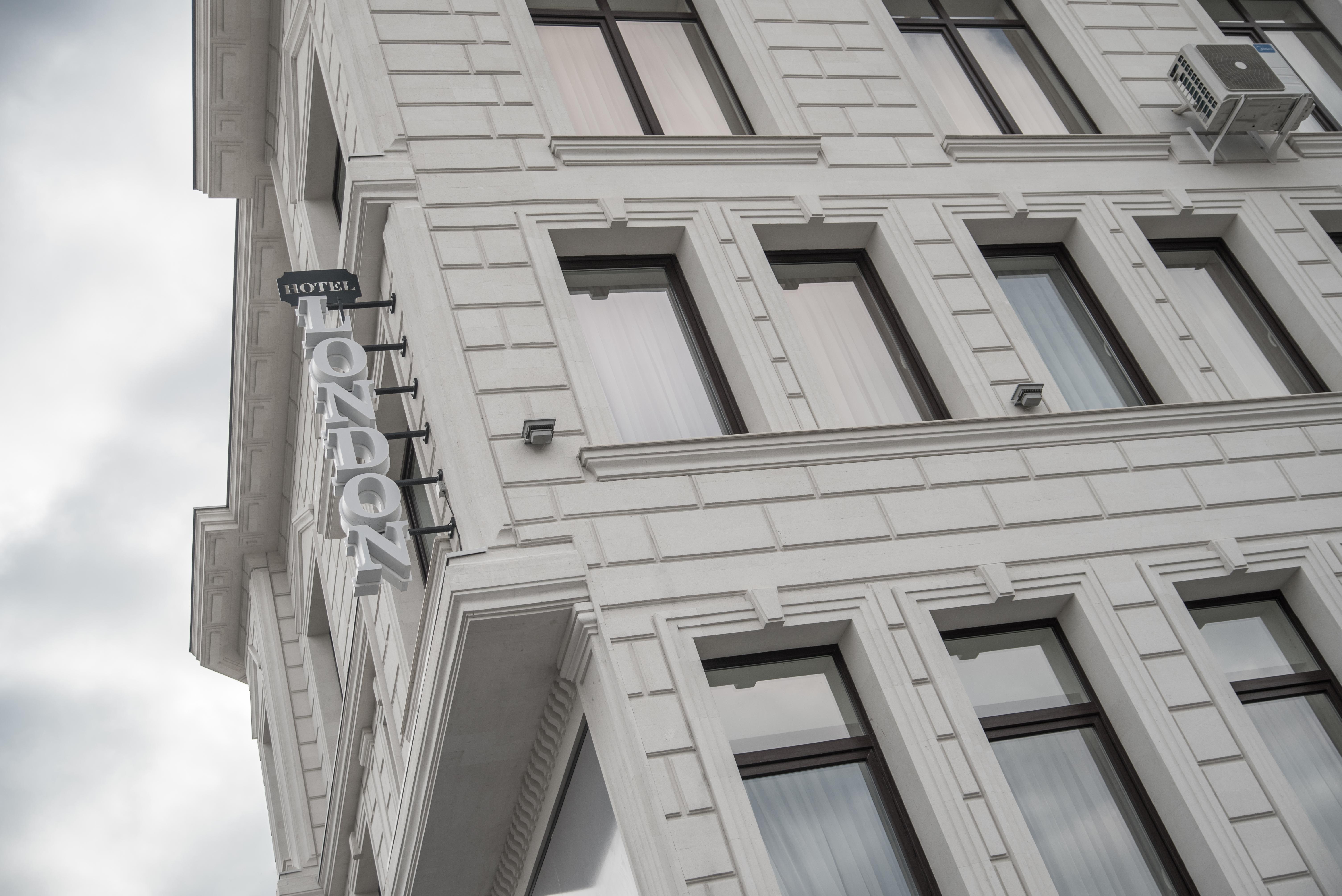 London Boutique Hotel Chisinau Exterior foto